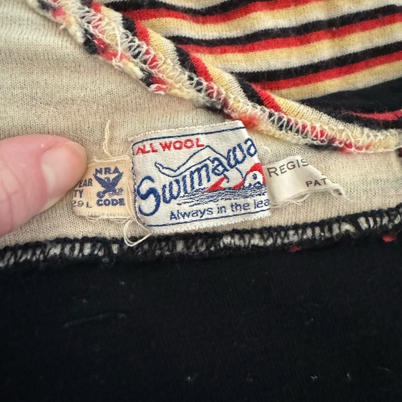 Vintage 1930s All Wool Swimaway One Piece Striped Swimsuit - Picture 13 of 17
